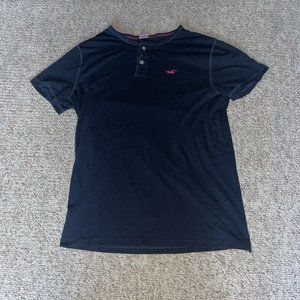 men’s Hollister short sleeve three button T-shirt size medium Navy Blue